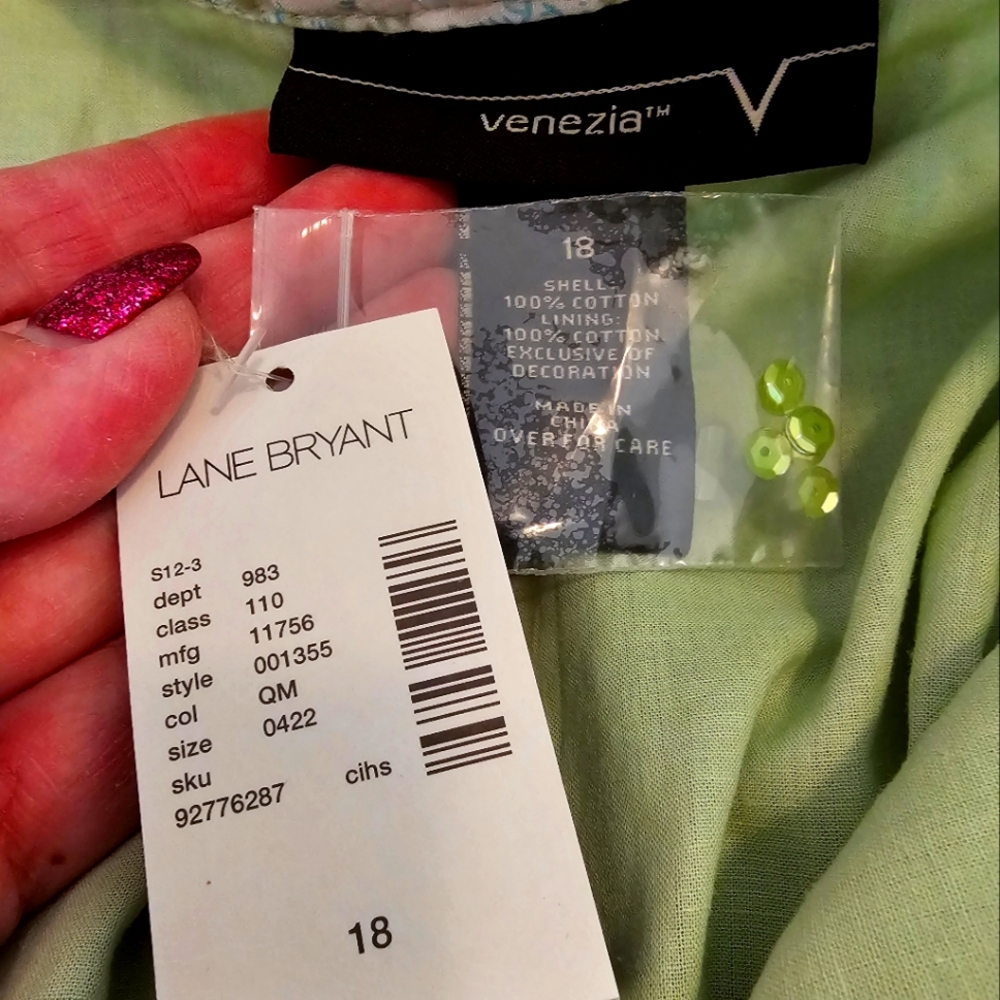 NWT light green and floral skirt size 18